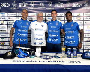 Coletiva de apresentação