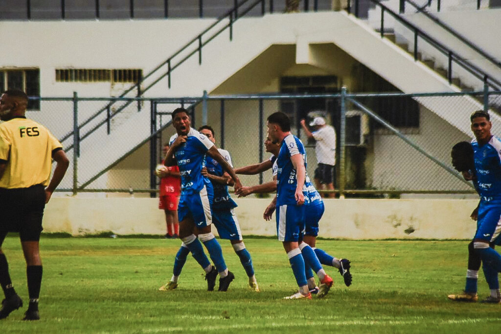 Marco Antônio fez o gol do empate do Vitória (Clara Fafá/Vitória FC)